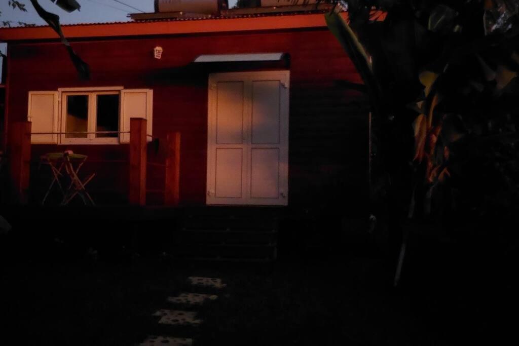 Chalet Les Azalees Le Tampon Eksteriør billede